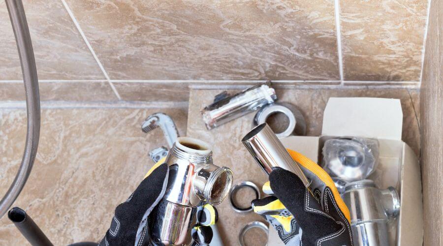 Professional gutter cleaning in Utica, MI